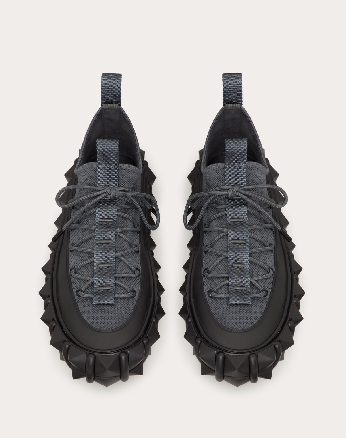 Galleria foto 'Valentino Garavani Rockstud X: il progetto con Craig Green' - foto 8