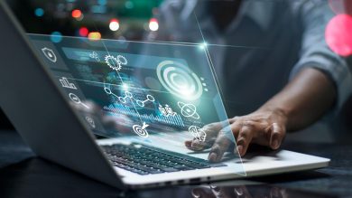 I 10 comandamenti web e social dell’estate per i giovani