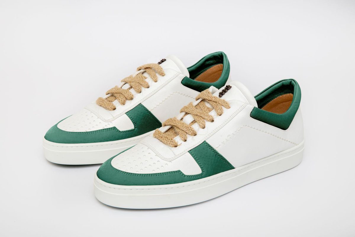 Galleria foto 'La moda riparte da un paio di sneakers' - foto 13