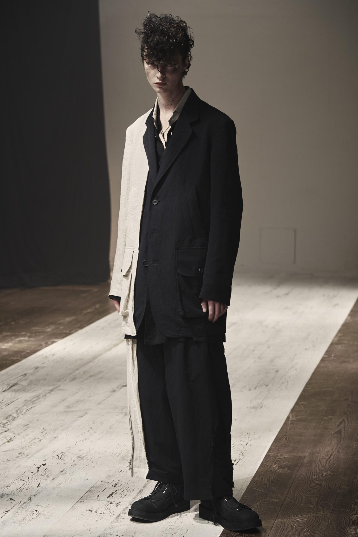 Galleria foto 'Yohji Yamamoto and his look on the world to come' - foto 14