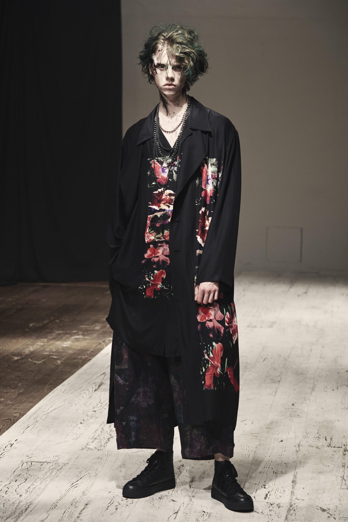 Galleria foto 'Yohji Yamamoto and his look on the world to come' - foto 4