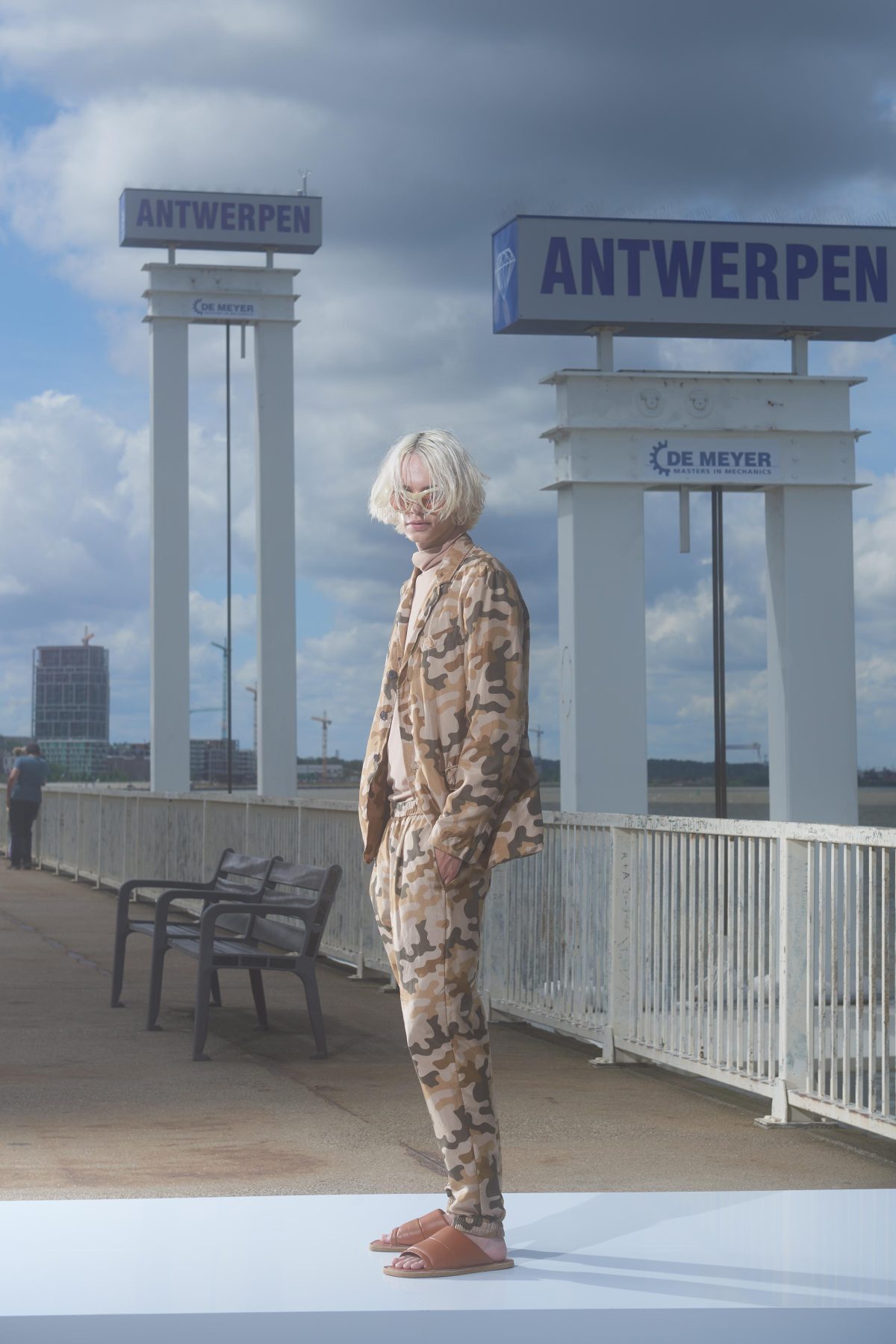 Galleria foto 'Photocards from Antwerp. The fashion capital of Dries Van Noten' - foto 11