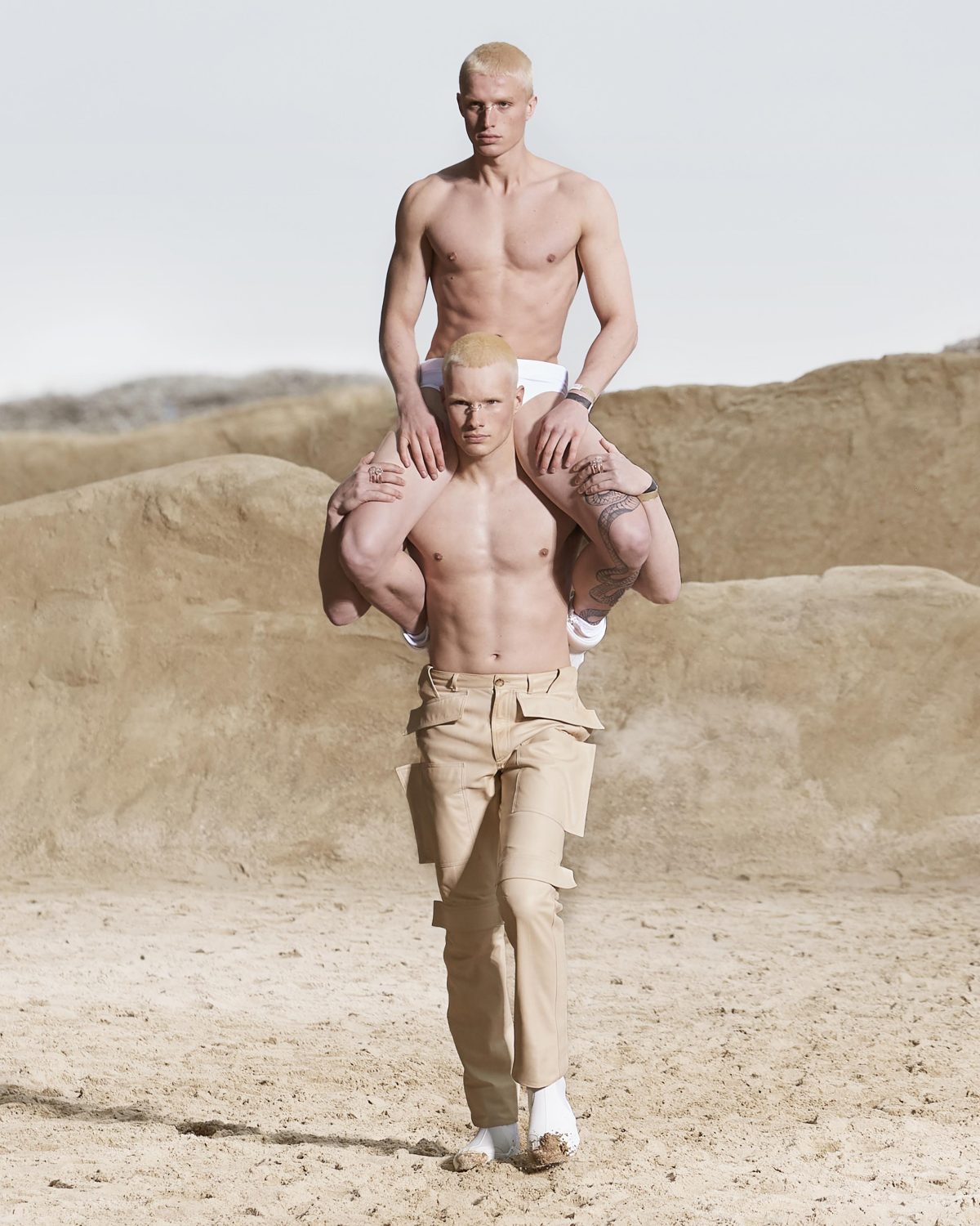 Galleria foto 'Burberry, la musica come elemento di riconnessione' - foto 3