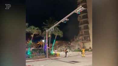 Miami, crolla palazzo di 11 piani | video