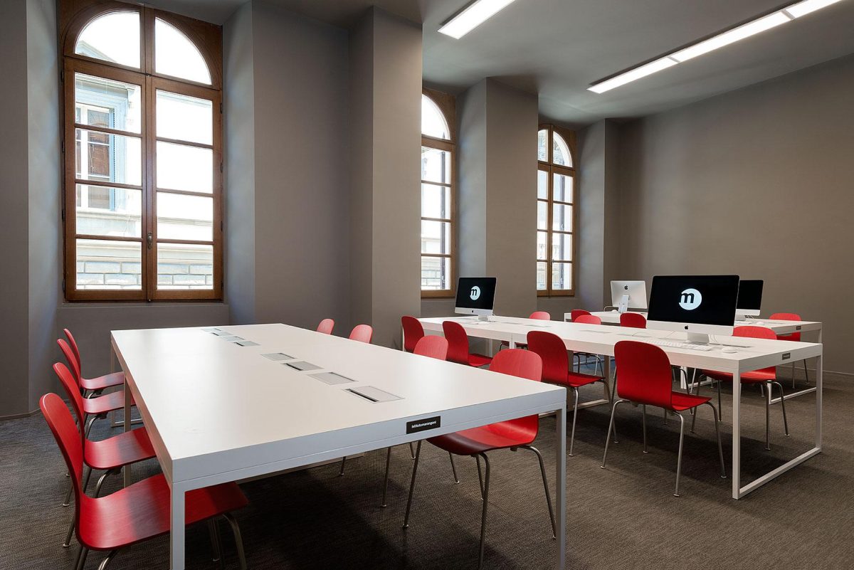 Galleria foto 'Marangoni Firenze inaugura tre progetti con Etro, Versace e YNAP' - foto 4