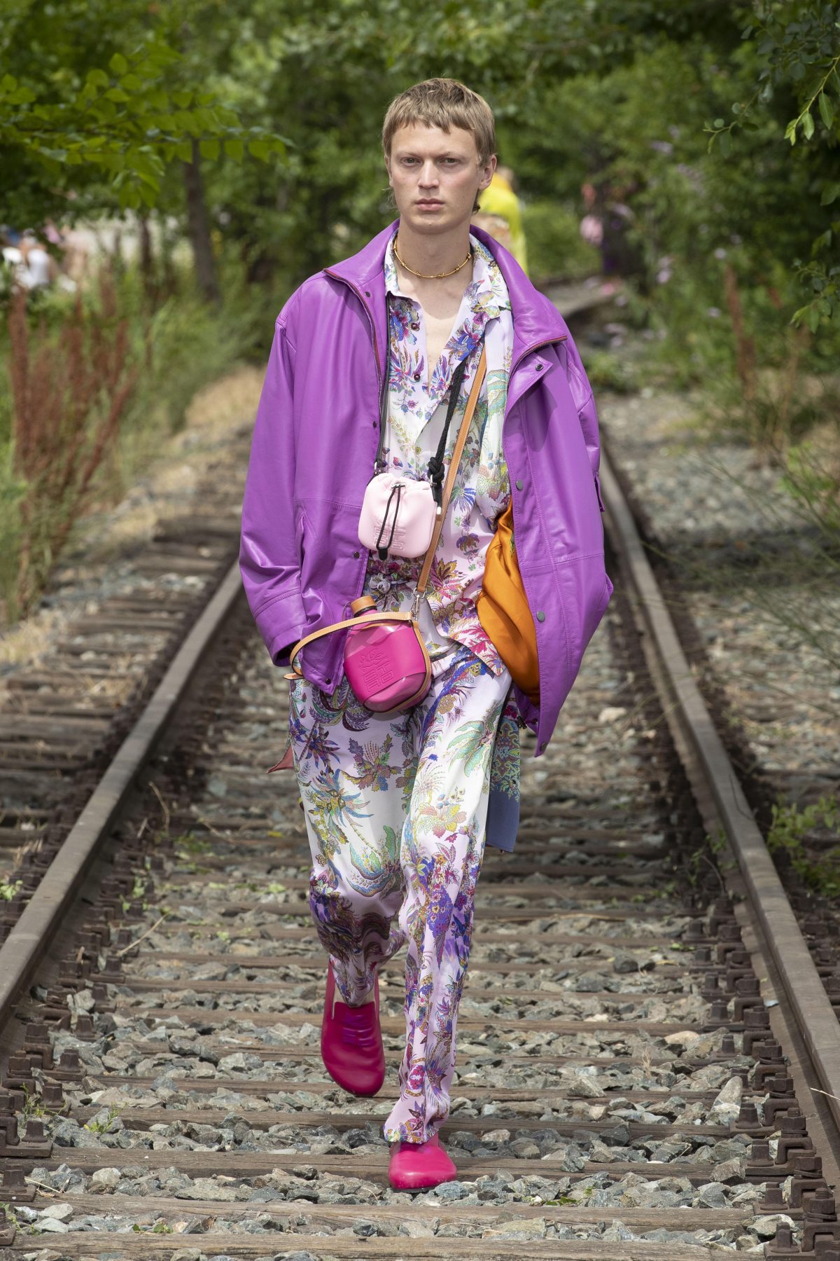 Galleria foto 'Il nomade Glam Rock di Etro' - foto 12