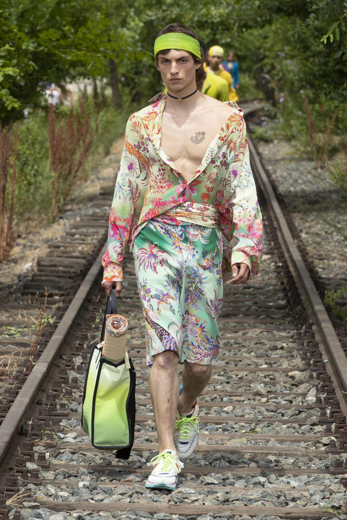 Galleria foto 'Il nomade Glam Rock di Etro' - foto 11