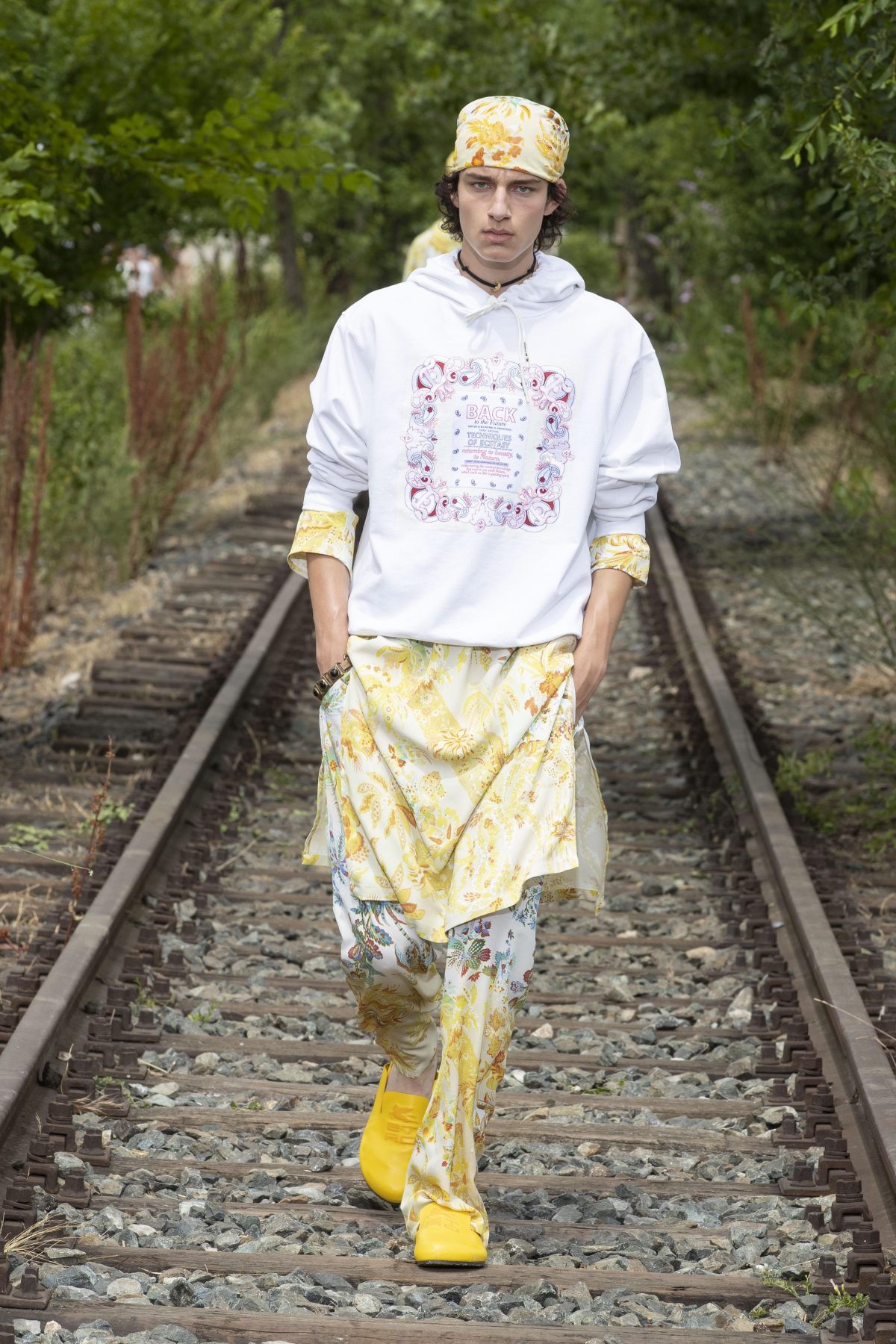 Galleria foto 'Il nomade Glam Rock di Etro' - foto 6