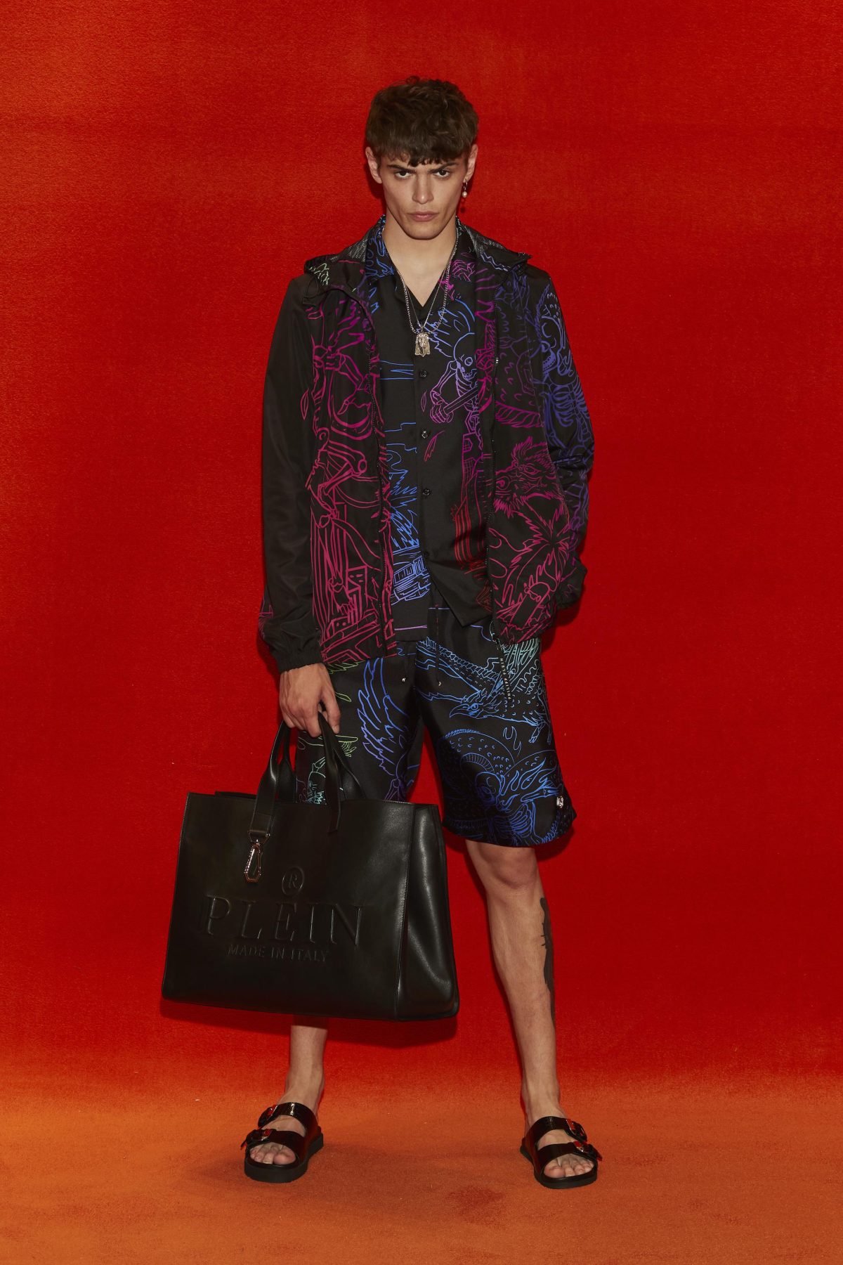 Galleria foto 'Libertà, sartorialità e rock ‘n roll. Così Milano riparte dalla moda uomo' - foto 12