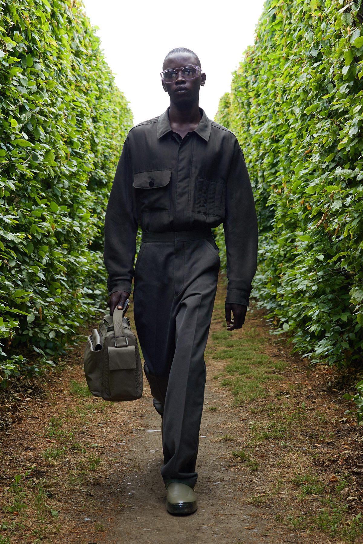 Galleria foto 'Libertà, sartorialità e rock ‘n roll. Così Milano riparte dalla moda uomo' - foto 3