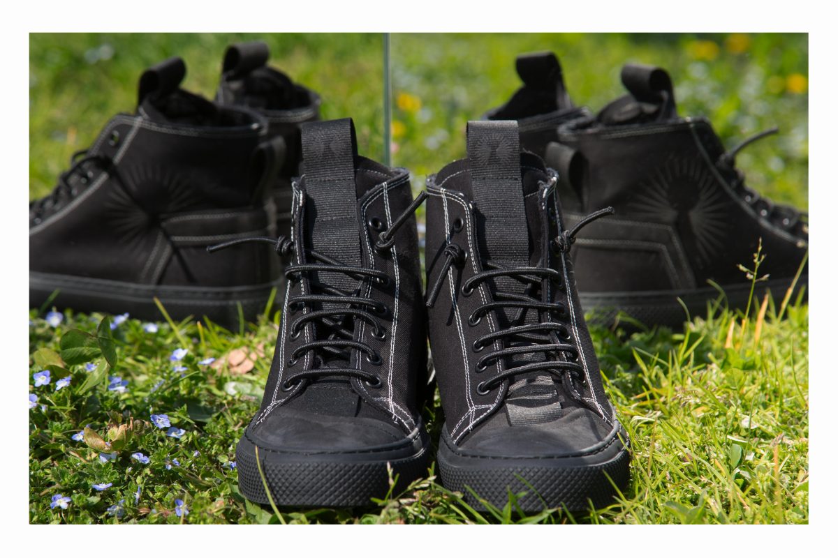 Galleria foto 'Sandali e sneakers, i must-have di Bruno Bordese. Ecco come sceglierli' - foto 8