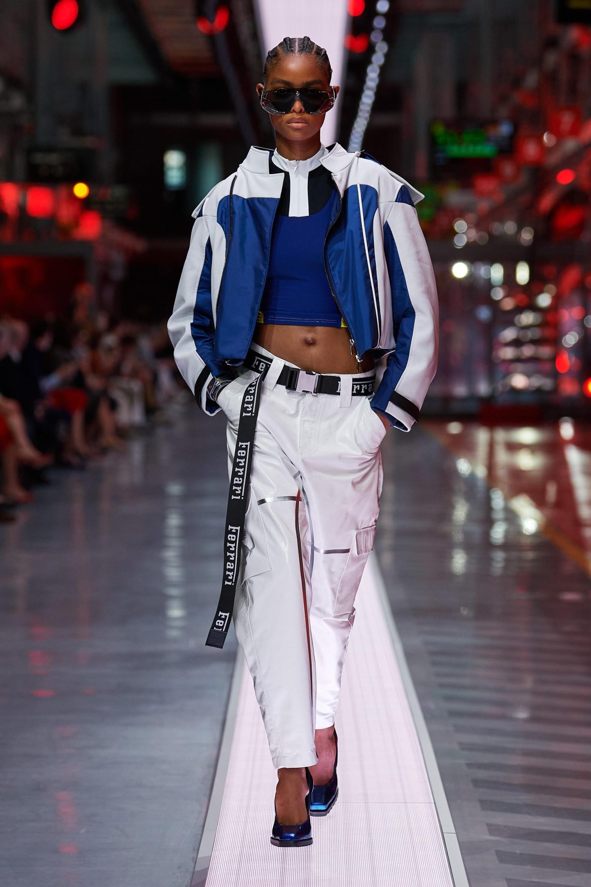 Galleria foto 'La prima collezione Ferrari debutta a Maranello in catena di montaggio' - foto 7