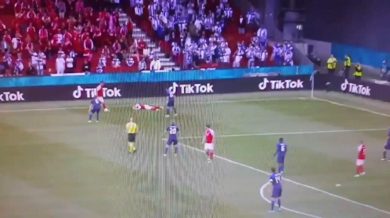 Christian Eriksen colpito da un malore durante Danimarca-Finlandia | video