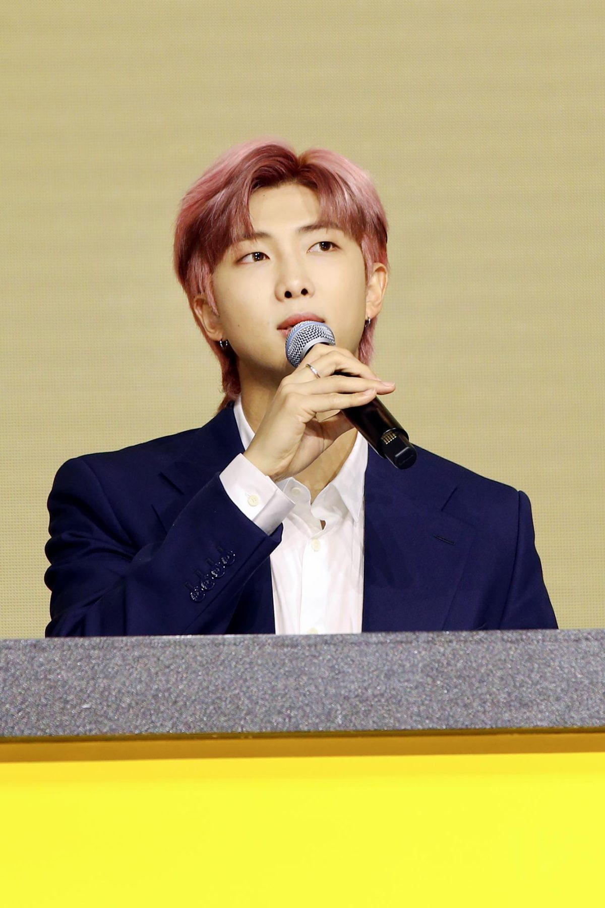 Galleria foto 'BTS. Se le popstar diventano trendsetter' - foto 7