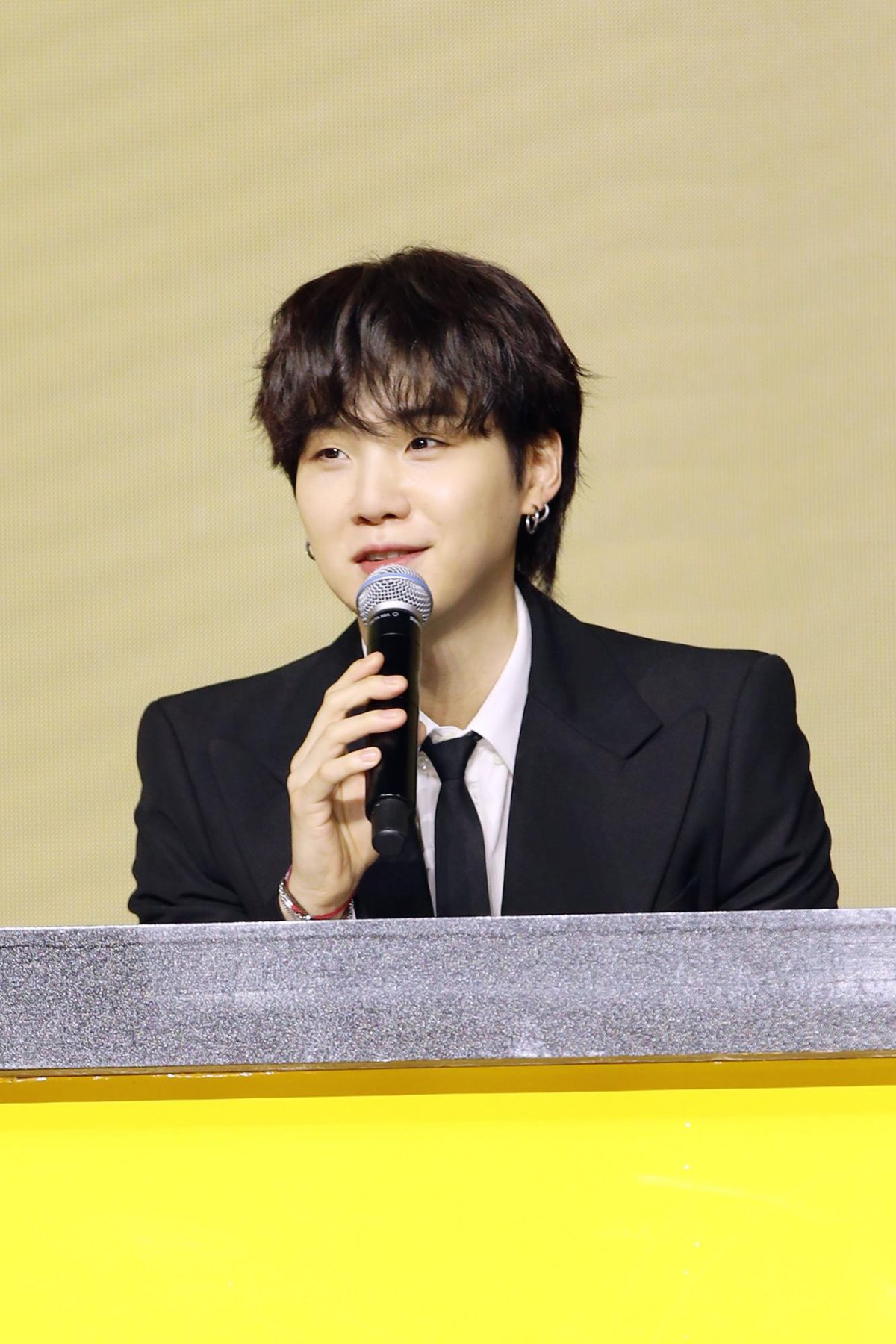 Galleria foto 'BTS. Se le popstar diventano trendsetter' - foto 9