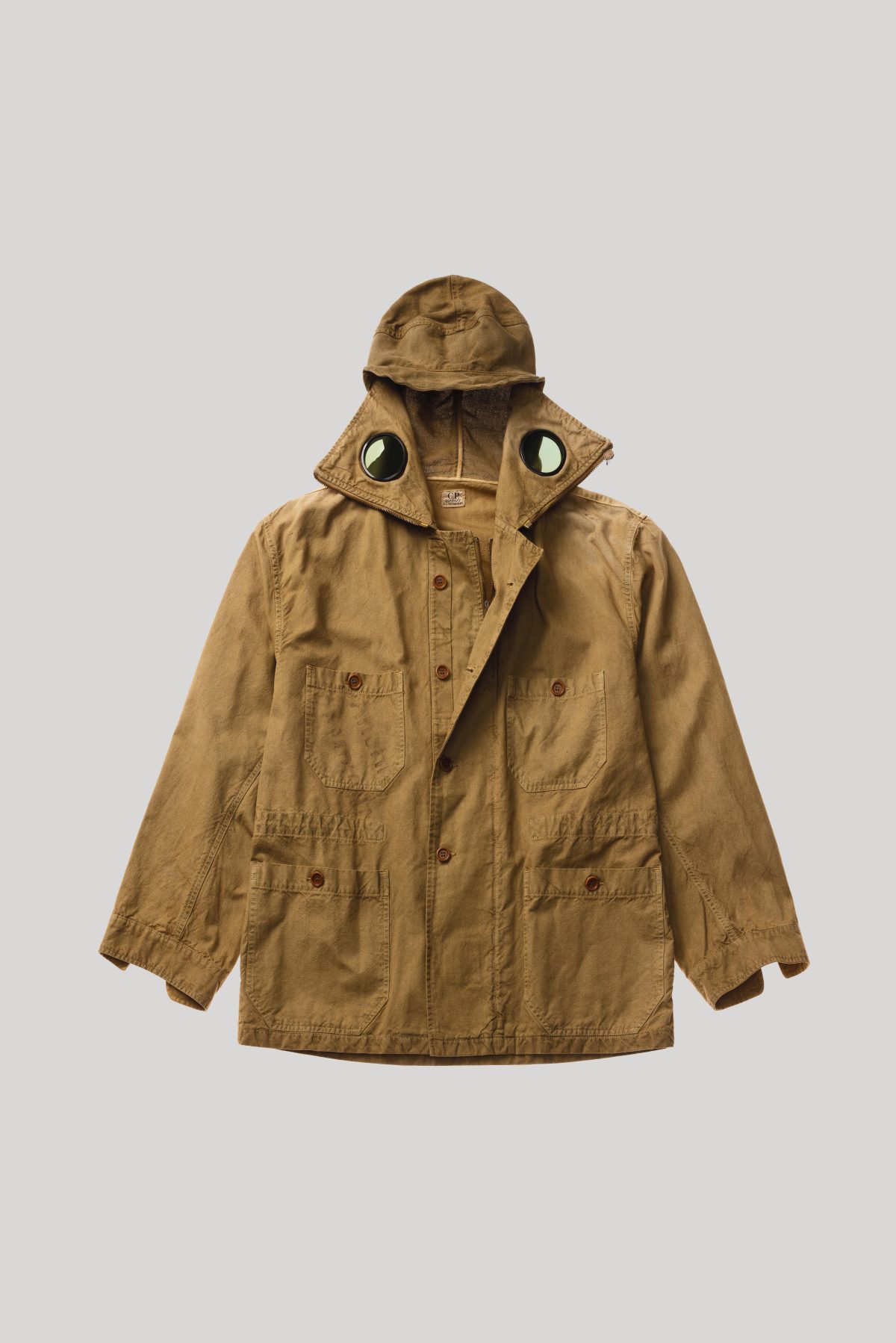 Galleria foto 'La moda esce all’aperto' - foto 15