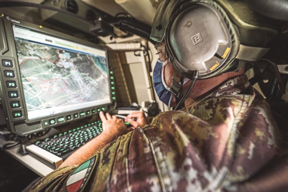 Galleria foto 'Dalla tecno-guerra nascono soluzioni di pace' - foto 2