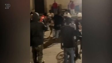 Milano, maxi-rissa alle colonne di San Lorenzo: spunta il machete | video