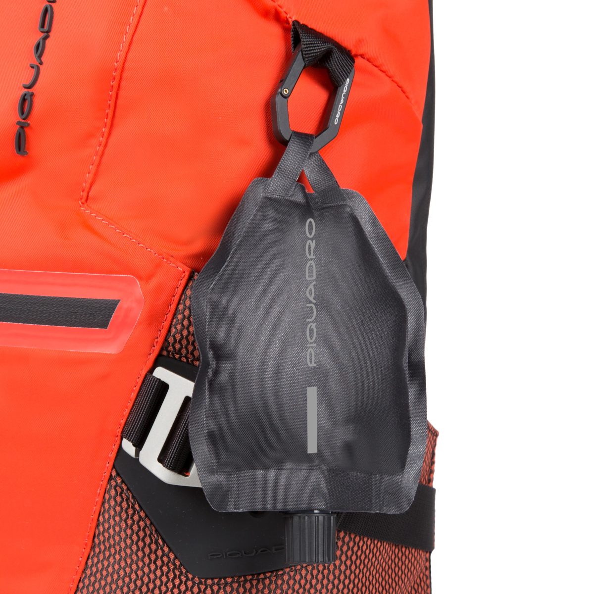 Galleria foto 'Piquadro abbraccia la sostenibilità con la sua nuova linea outdoor' - foto 6