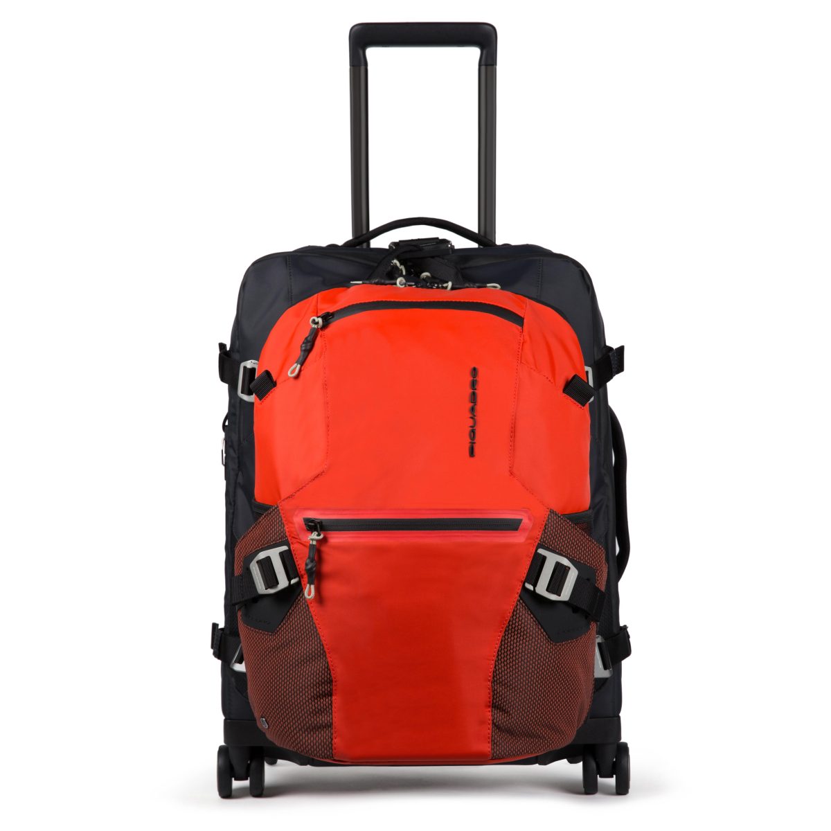 Galleria foto 'Piquadro abbraccia la sostenibilità con la sua nuova linea outdoor' - foto 4