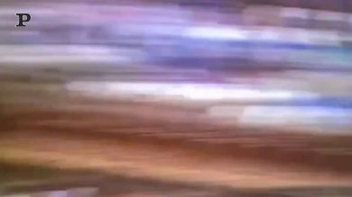 L’onorevole Mollicone in fuga dai commessi della Camera | Video