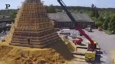 Danimarca, le immagini del castello di sabbia più alto del mondo | video