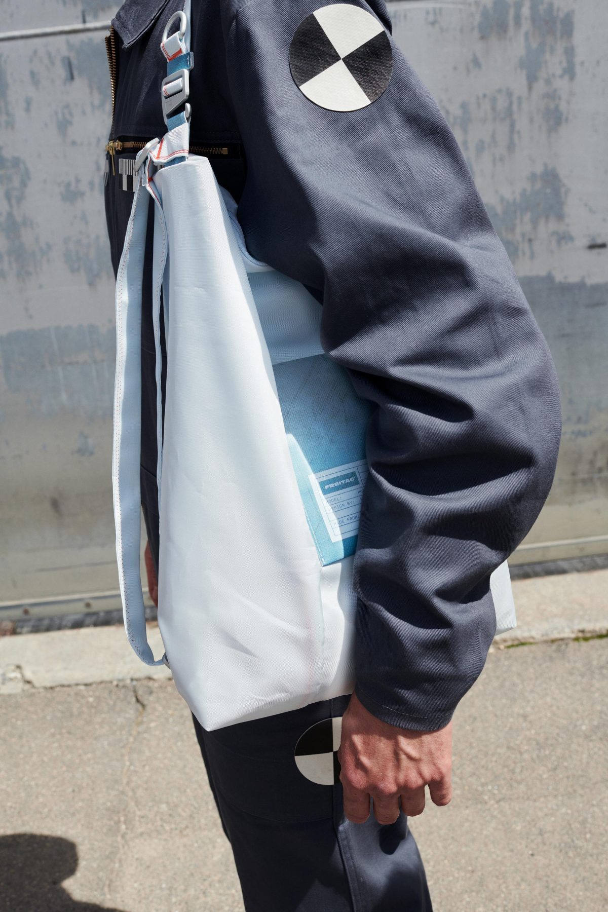 Galleria foto 'L’ultima idea di Freitag: uno zaino creato con gli airbag difettosi' - foto 7