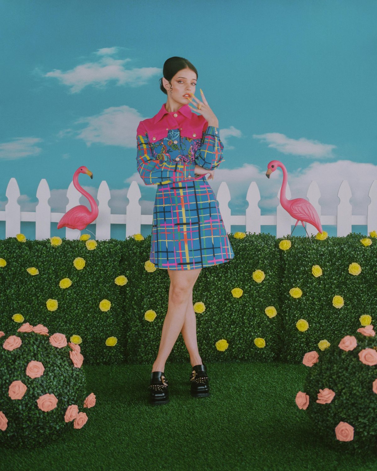 Galleria foto 'La libertà oggi, secondo tre giovani artisti in collaborazione con Versace Jeans Couture' - foto 7