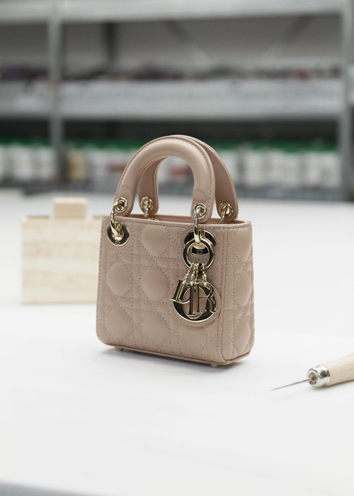 Galleria foto 'Tesoro, mi si è ristretta la borsa' - foto 22