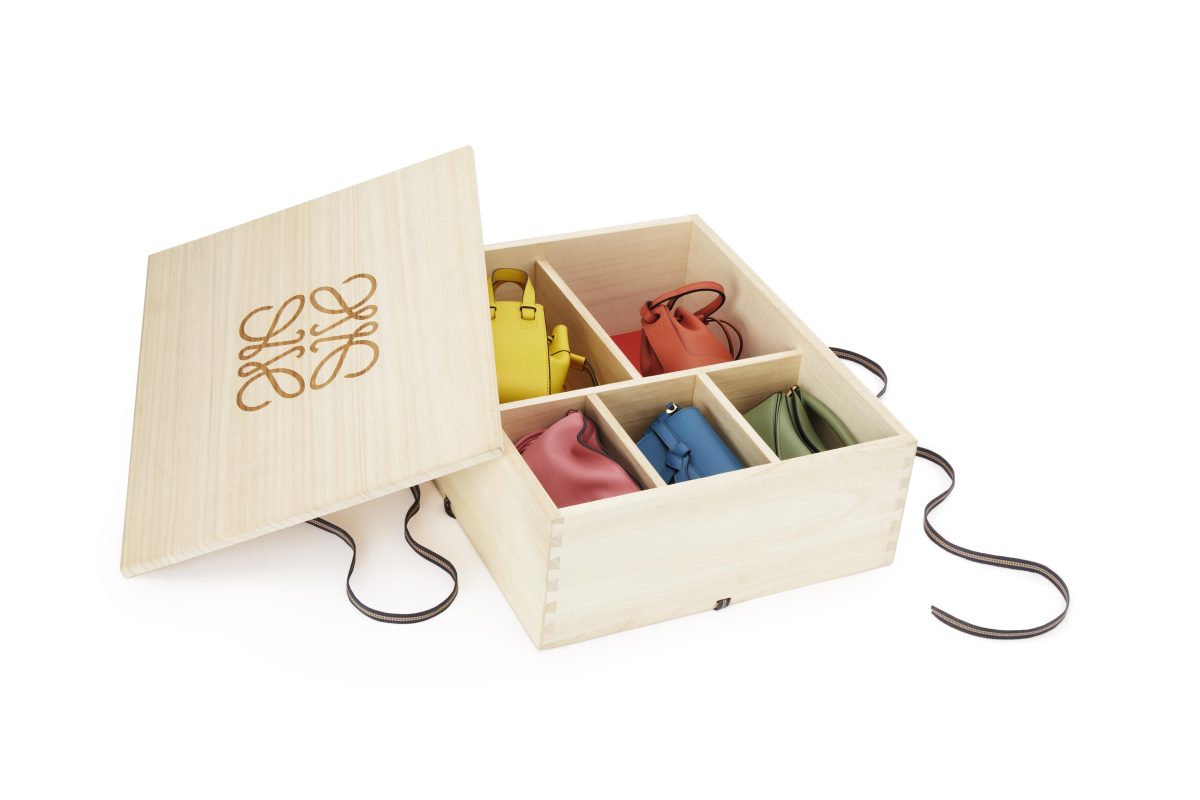 Galleria foto 'Tesoro, mi si è ristretta la borsa' - foto 7