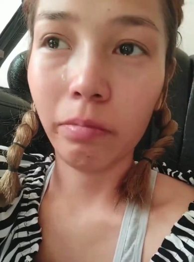 La commovente richiesta d’aiuto di una ragazza afghana | video