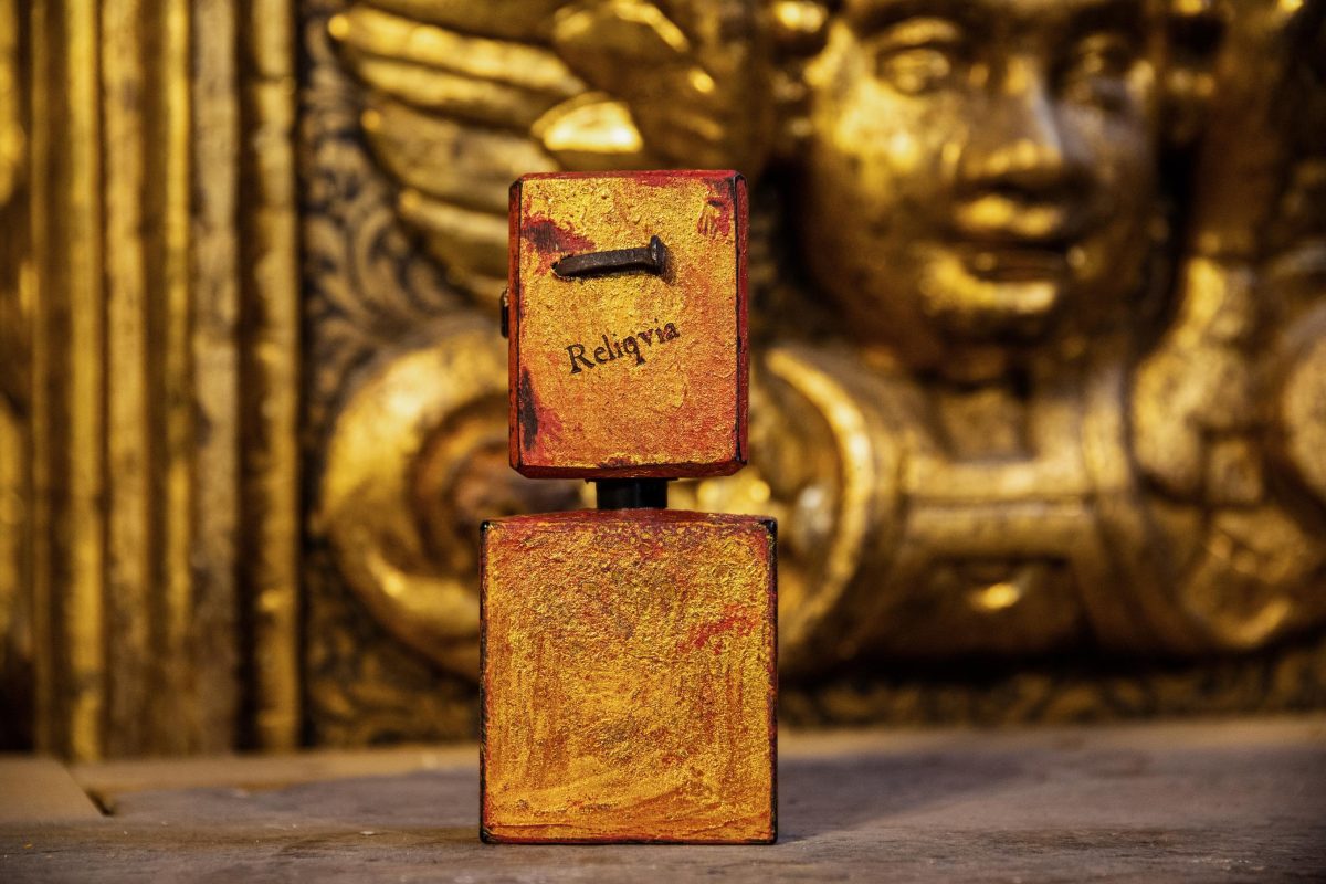 Galleria foto 'Il profumo scultoreo ‘Reliqvia’ edito dall’eclettico e raffinato Filippo Sorcinelli' - foto 5