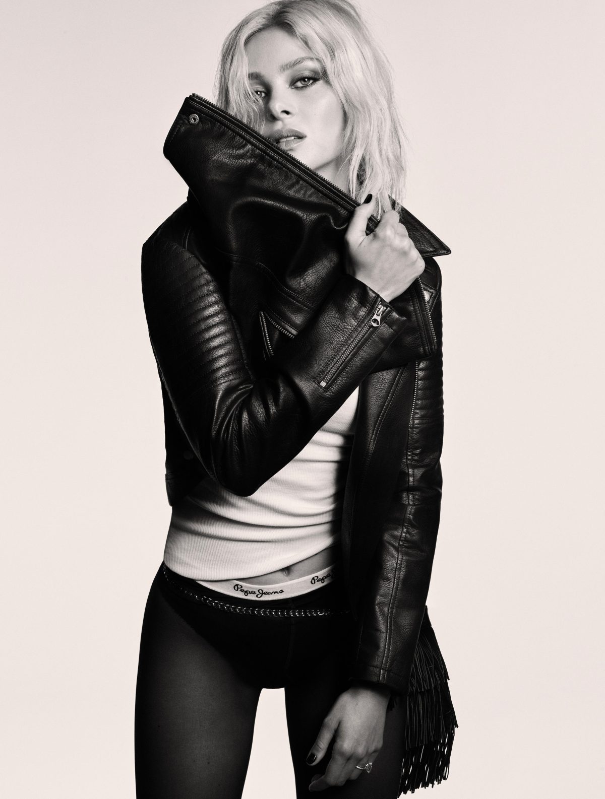 Galleria foto 'Brooklyn Beckham e Nicola Peltz sono i nuovi testimonial di Pepe Jeans' - foto 6