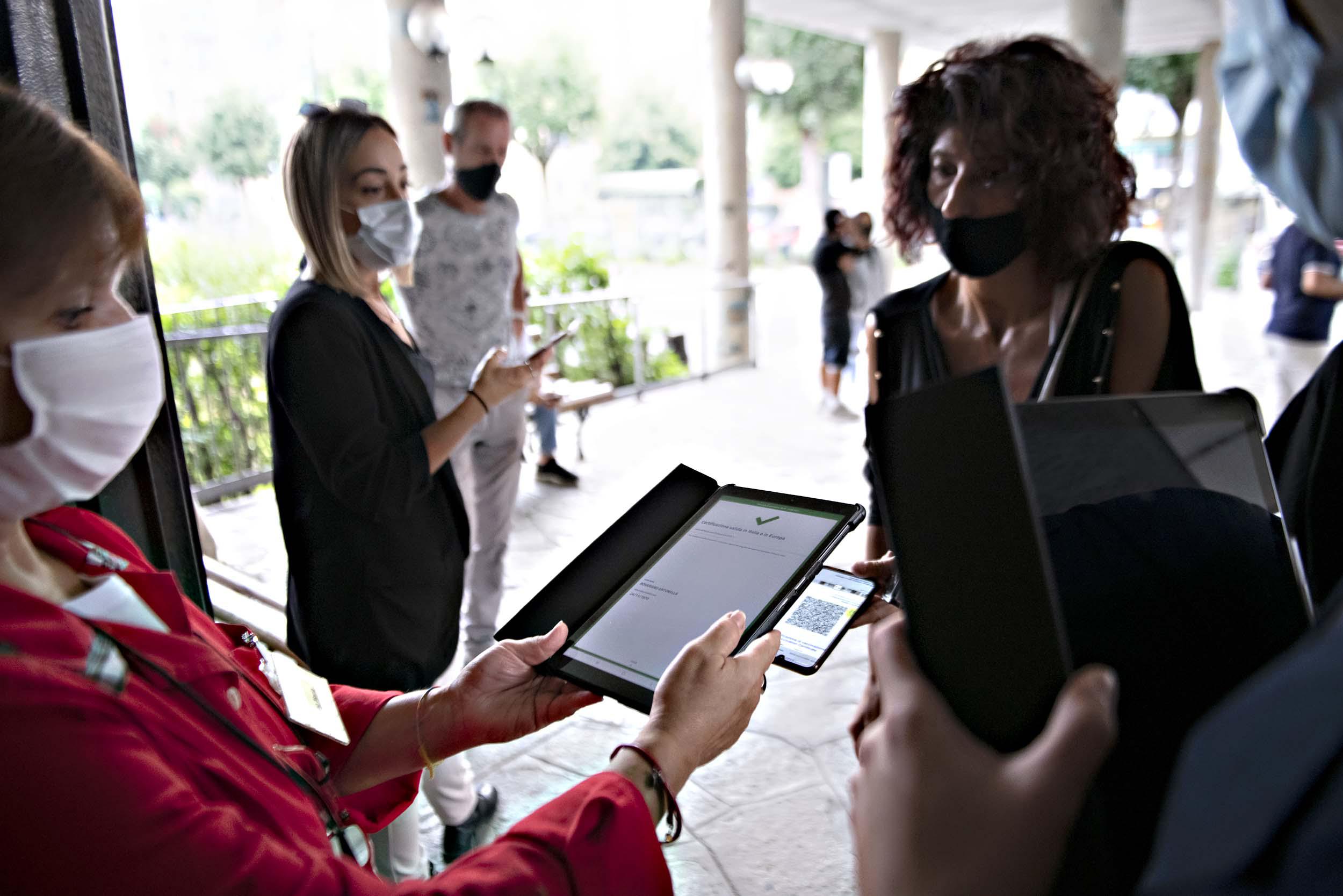 Green pass allargato, cosa prevede il decreto