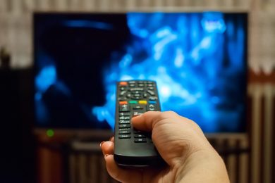 Tutti vogliono farci cambiare tv. Ma non c’è fretta. Lo switch off è slittato