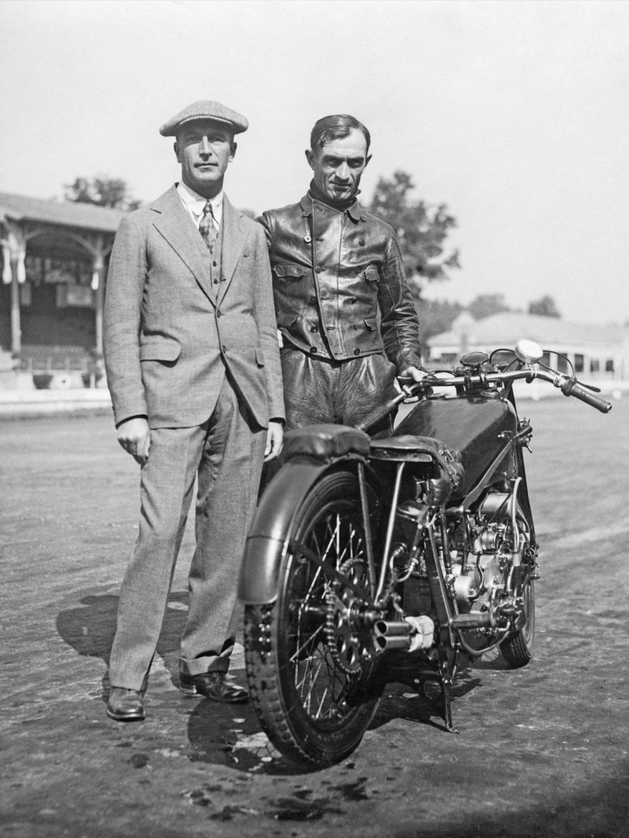 Guzzi, storia di un’Italia che         corre