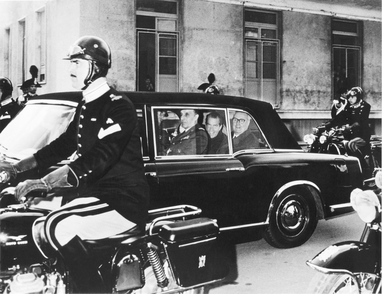 Guzzi, storia di un’Italia che         corre