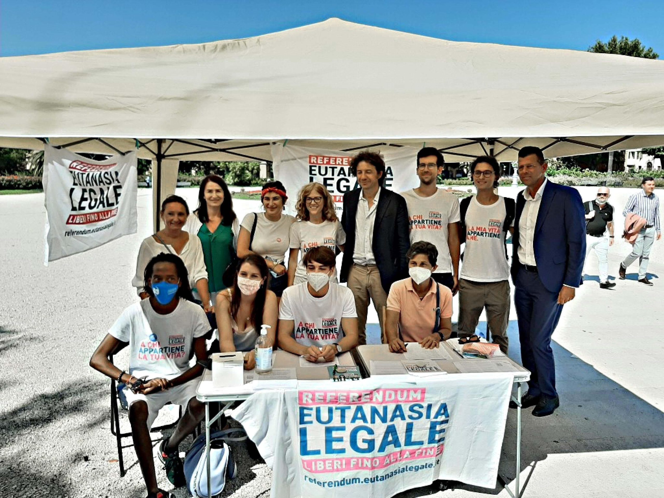 Ma uccidere chi vuole morire
è omicidio, non libertà