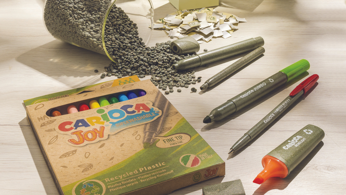 Galleria foto 'Oceano riciclato: la seconda vita della plastica' - foto 11