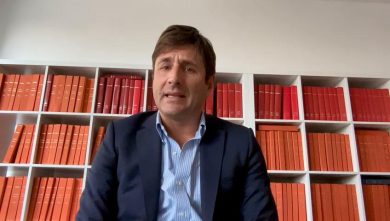 È lotta per bandi nelle Università