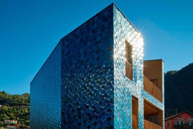 «Sassi scolpiti», sul Lago Maggiore le eco-case dal design avveneristico