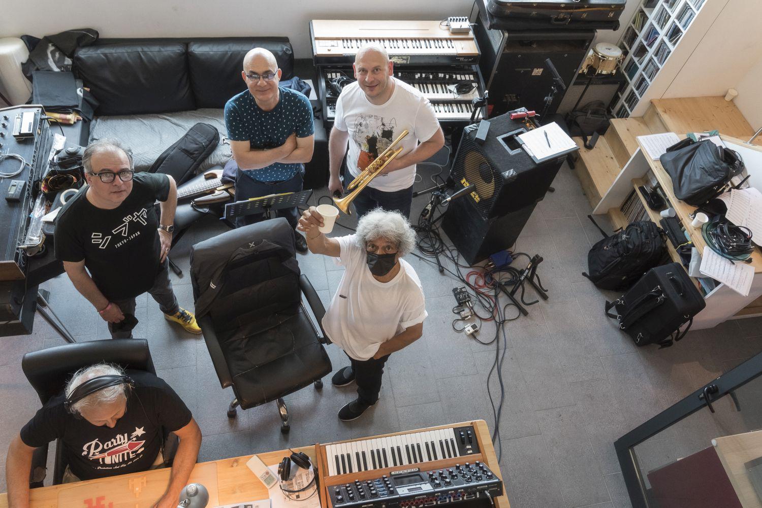 Breathing Istanbul: il nuovo video del duo jazz Vezzoso-Collina Breathing Istanbul: il nuovo video del duo jazz Vezzoso-Collina