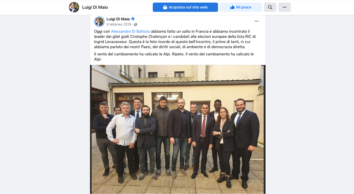 Il si a Macron, il bivio del 2 per mille. Ai grillini non resta che la cannabis Il si a Macron, il bivio del 2 per mille. Ai grillini non resta che la cannabis