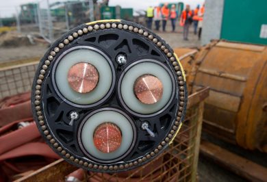 La battaglia per i cavi sotto i mari