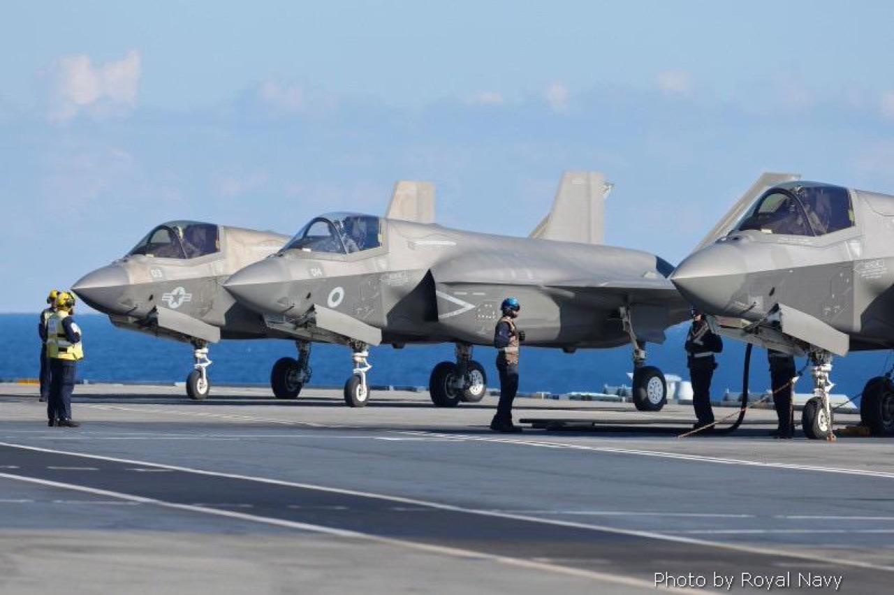 Marina ed Aeronautica insieme sugli F-35 anche per merito di Guerini Marina ed Aeronautica insieme sugli F-35 anche per merito di Guerini