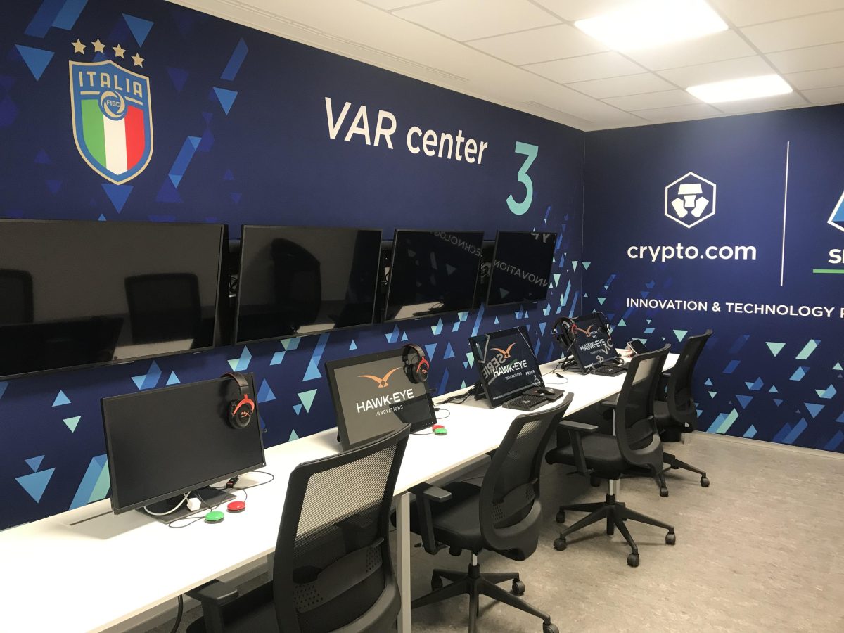 Galleria foto 'Siamo stati nel centro produzione della Lega Serie A (casa del Var): ecco come funziona' - foto 13