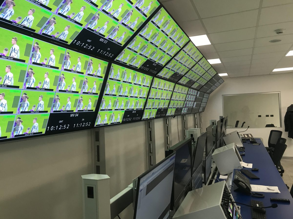 Galleria foto 'Siamo stati nel centro produzione della Lega Serie A (casa del Var): ecco come funziona' - foto 5