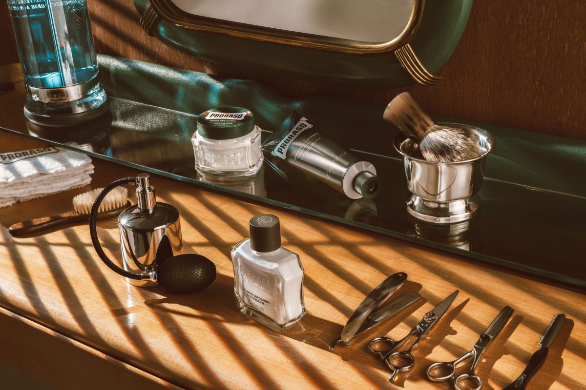 Galleria foto 'I segreti professionali della crema Proraso' - foto 3