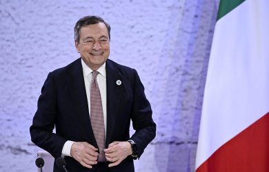 Sfuma il Mattarella bis. La palla di nuovo nel campo di Draghi