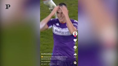 La Fiorentina attacca Chiesa su Tik Tok con il tuffo del simulatore | video